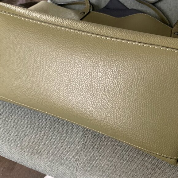 Coach City Tote - Picture 5 of 9